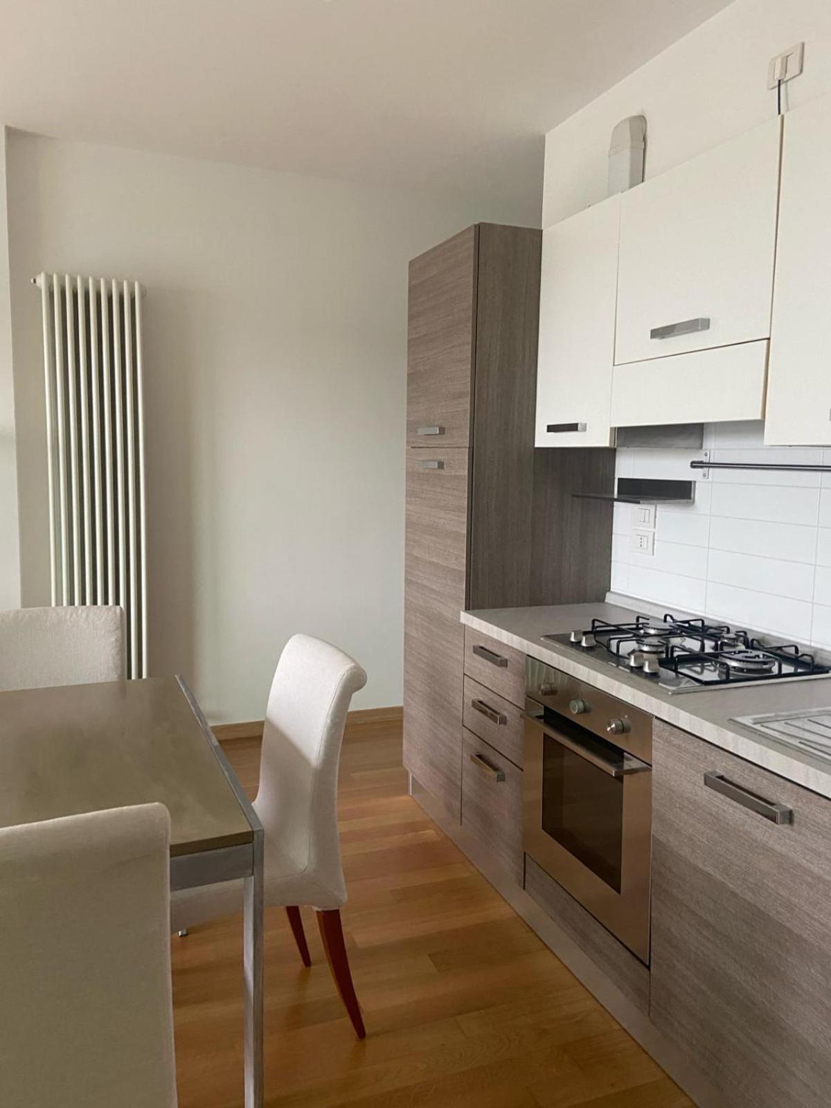 Casa Del Porto Apartment เปซาโร ภายนอก รูปภาพ