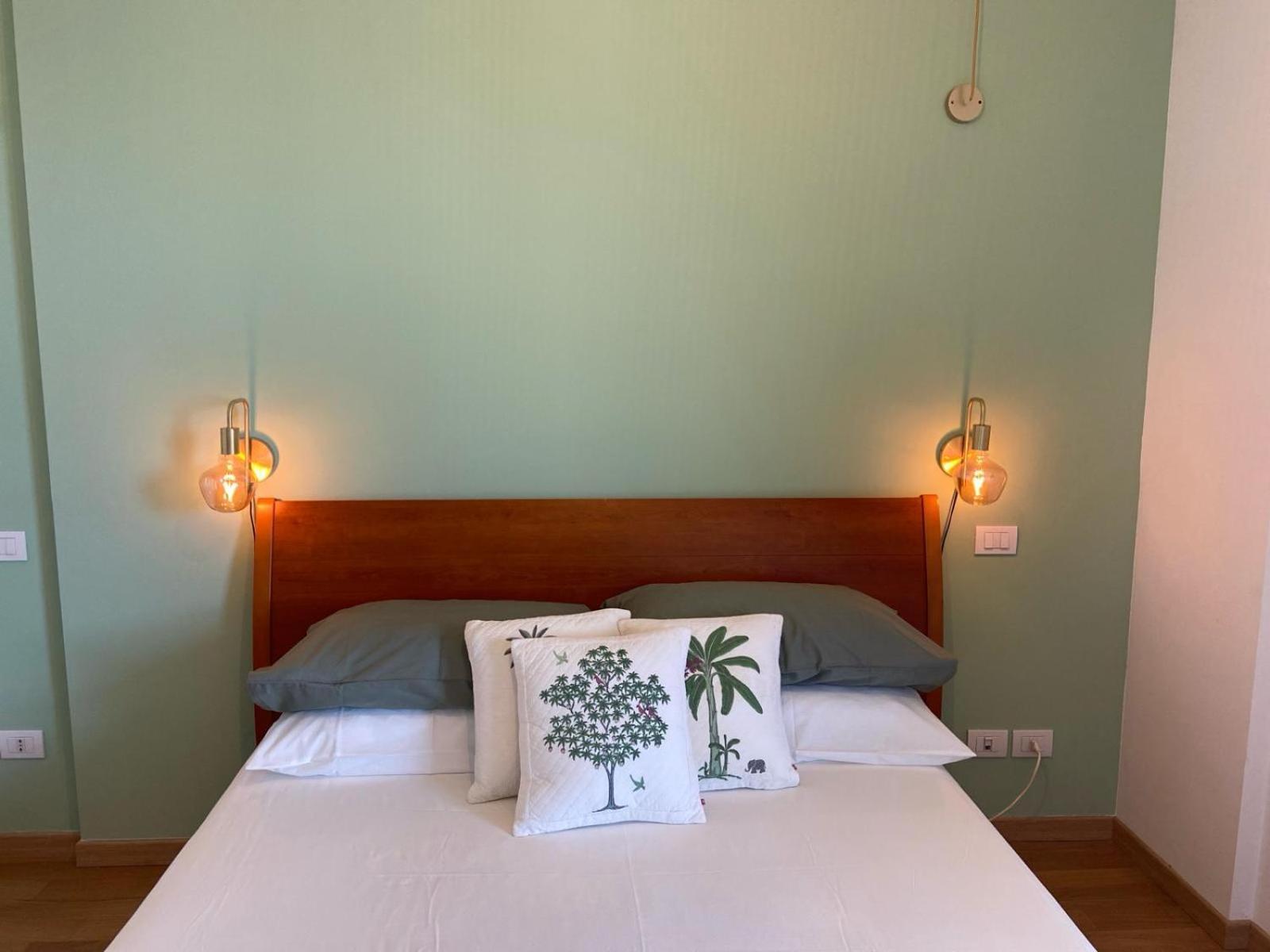 Casa Del Porto Apartment เปซาโร ภายนอก รูปภาพ