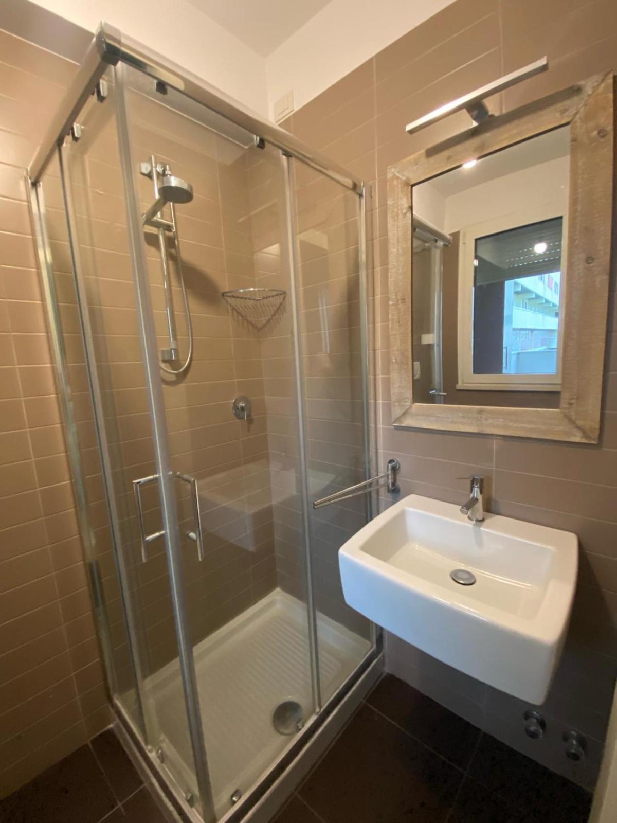 Casa Del Porto Apartment เปซาโร ภายนอก รูปภาพ