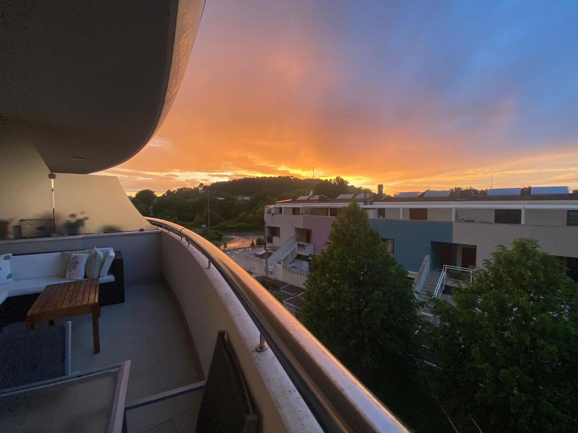Casa Del Porto Apartment เปซาโร ภายนอก รูปภาพ